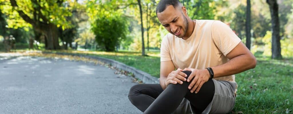 Athletes and chronic pain management physical therapy